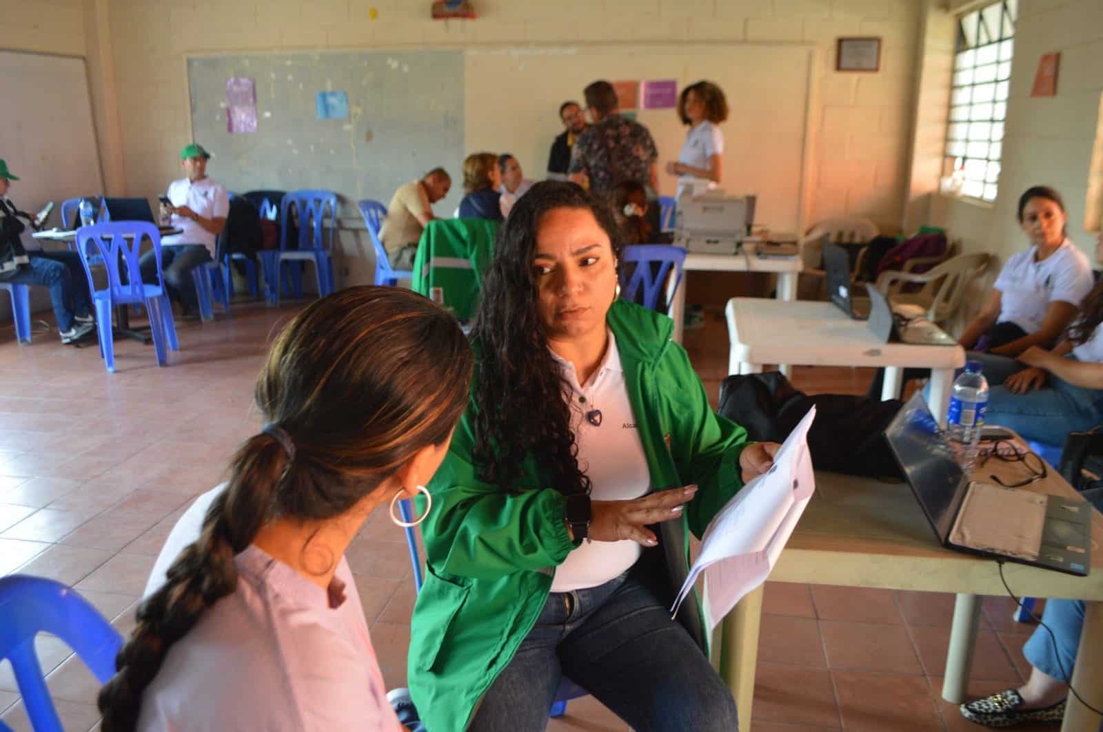 Agilizan escrituración en viviendas de San Cristóbal