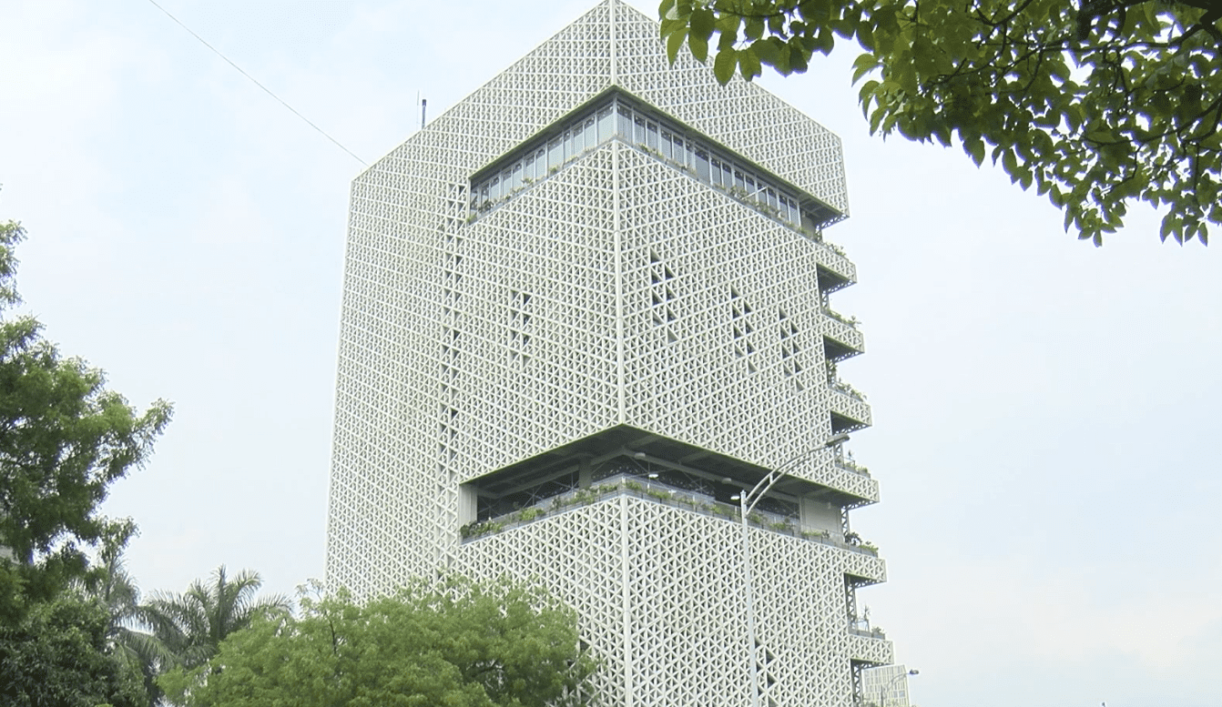 Al modificar topes se aumentó la contratación en la EDU durante administración anterior