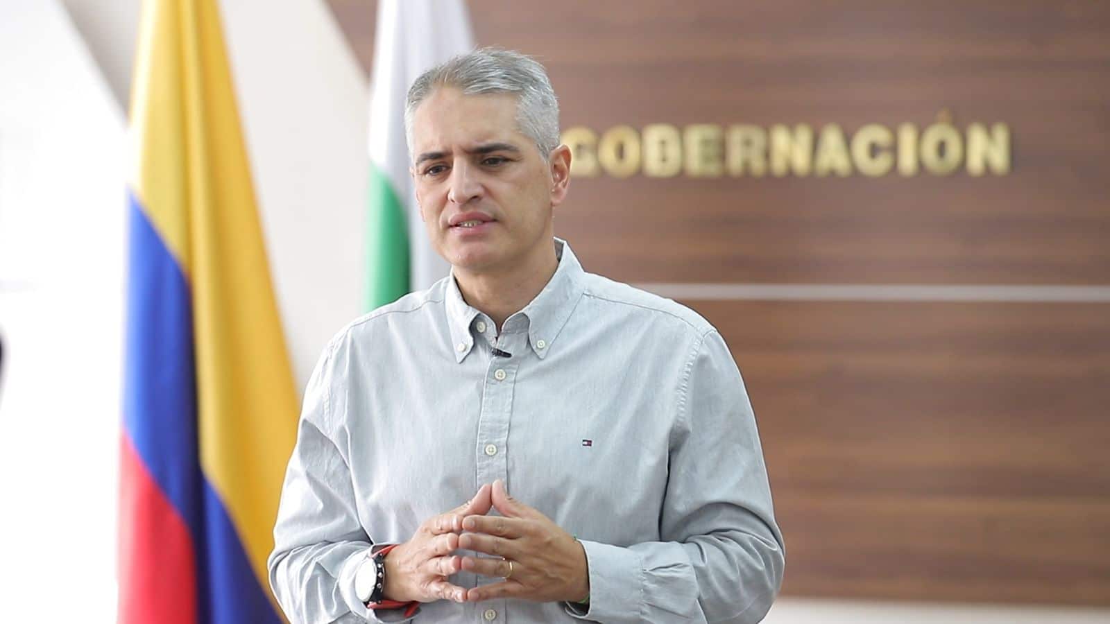 Antioquia no le pide dinero al Gobierno nacional, le pide que lo deje terminar las vías gobernador