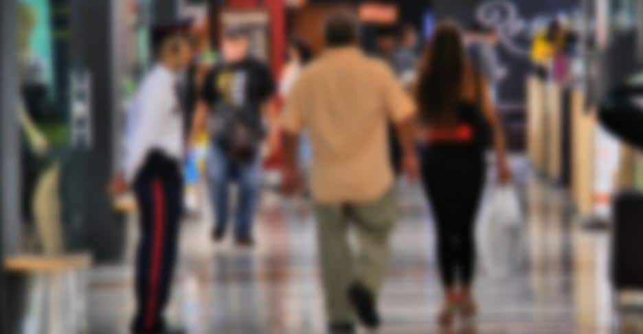 Así es como roban sus cuentas bancarias a cambio de ofrecerle bonos en inmediaciones de centros comerciales