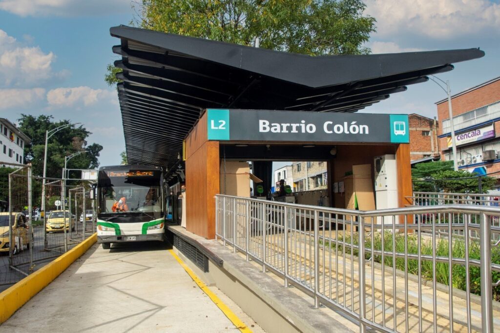 Así operan las líneas del metroplús luego de la inundación del deprimido de Industriales