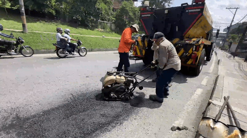 Así va el plan de choque para recuperar la malla vial de Medellín