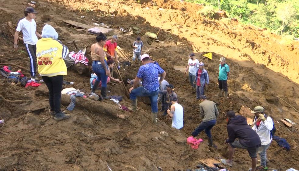 Balance final de la tragedia en Bello es de 27 muertos y 21 viviendas sepultadas