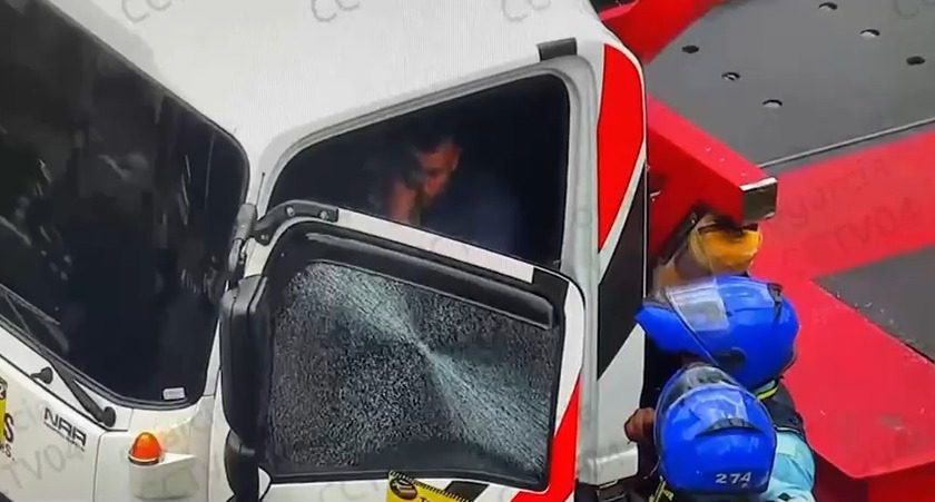 Balance paro taxistas agreden a un conductor de una grúa con arma traumática