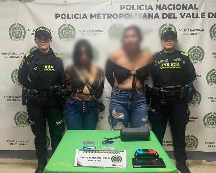 Capturan a dos mujeres por suministrarle sustancia a extranjero para robarlo