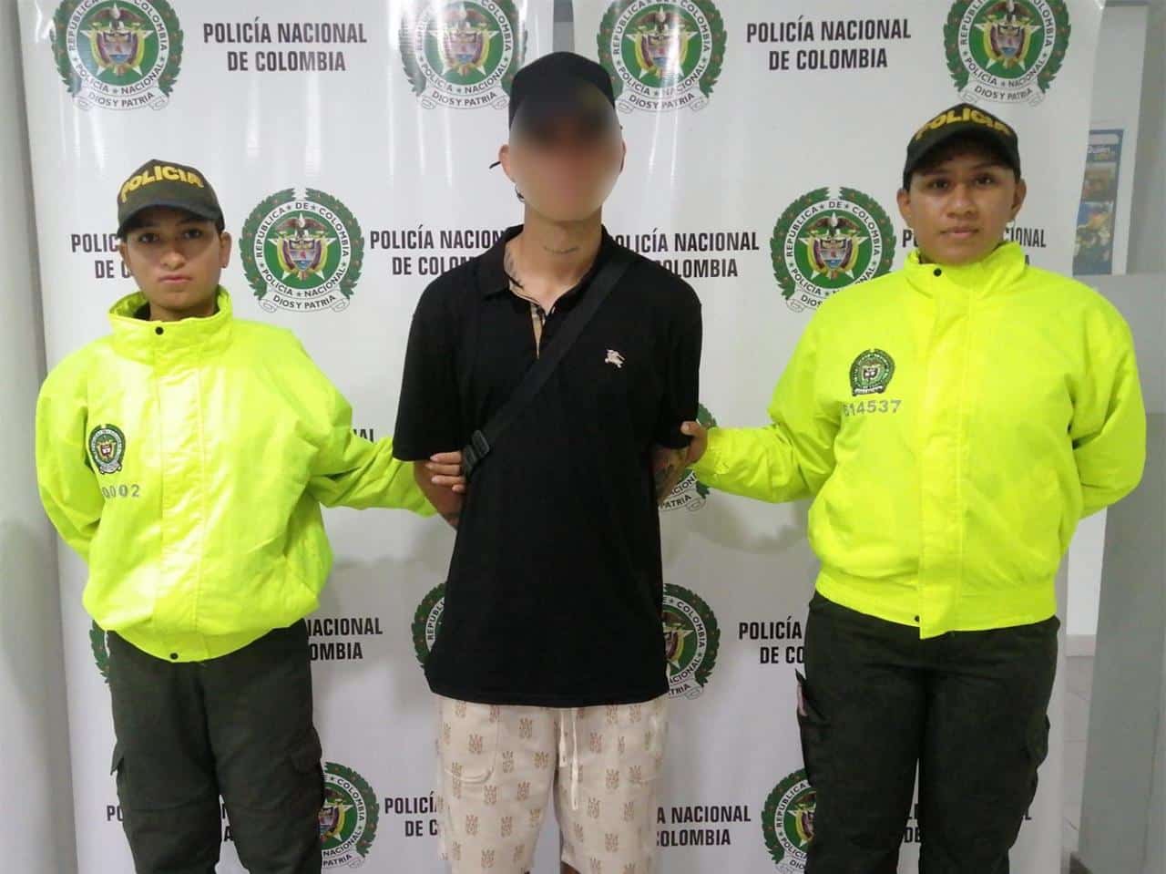 Capturan a influencer por delitos sexuales con menores 