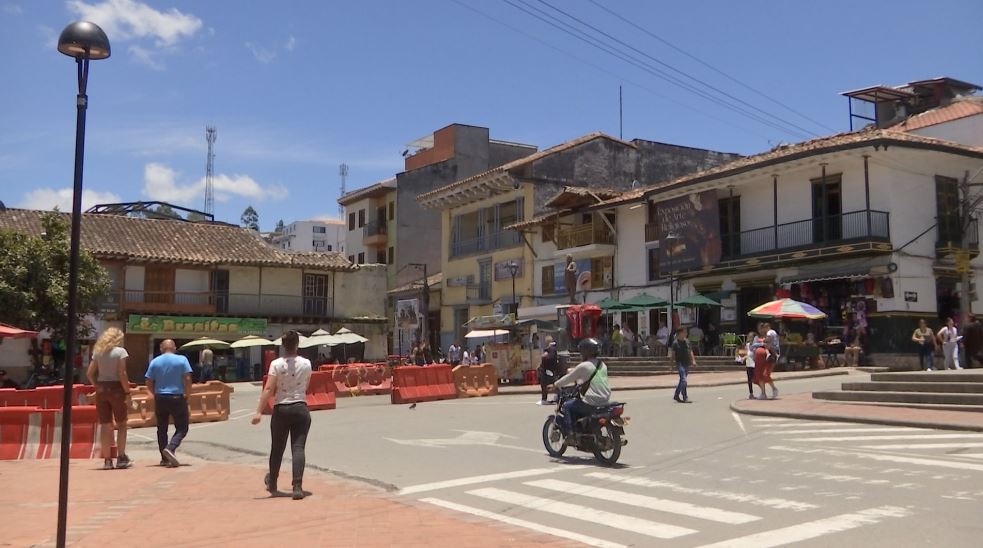 Ciudadanos encuentran restos humanos envueltos en una bolsa plástica