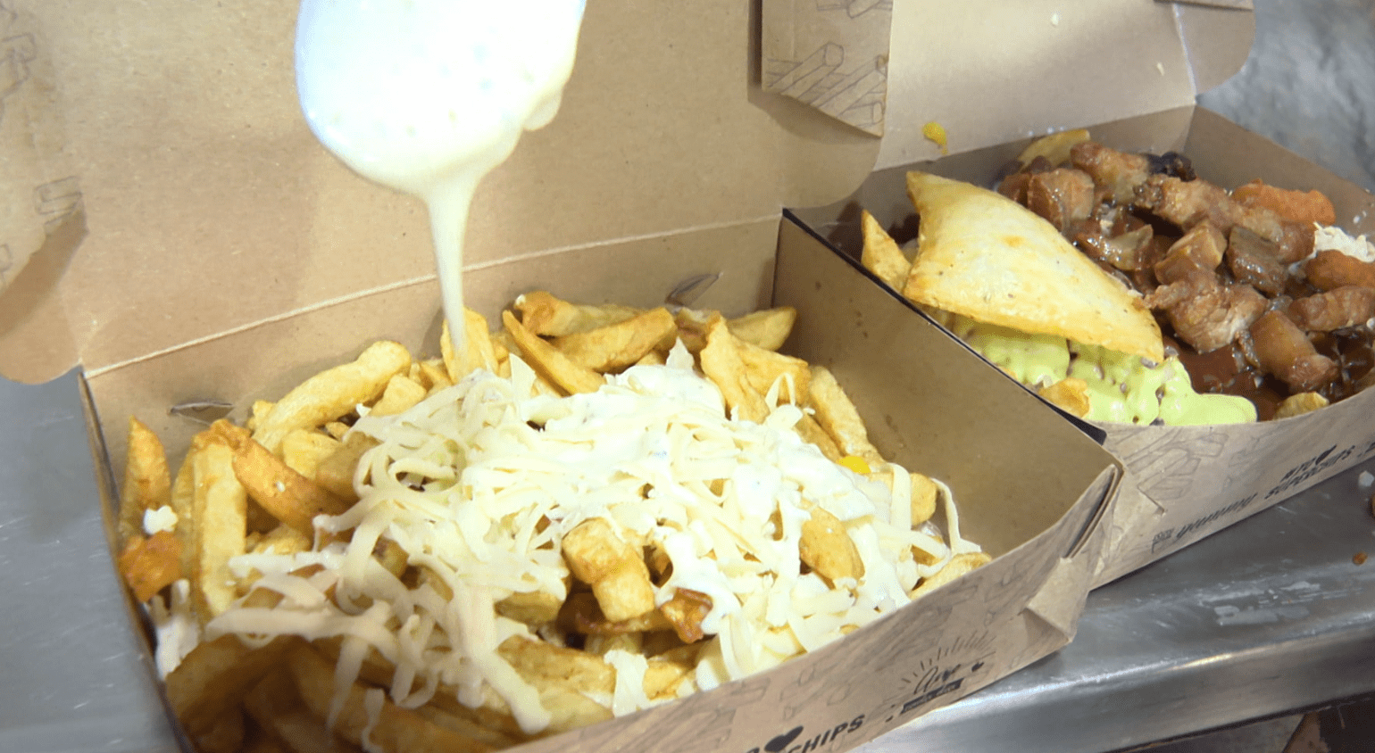 Comenzó el Salchipapa Fest con platos desde 17