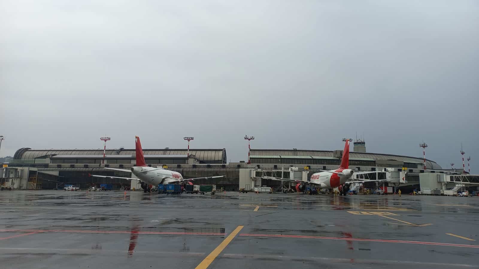 Cuál es la situación en aeropuertos de Medellín por escasez de combustible