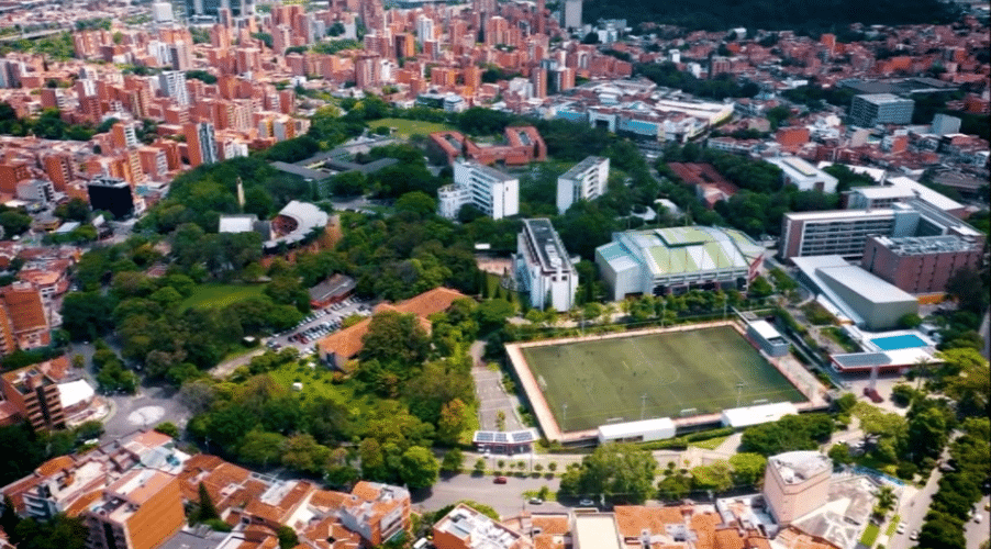 De esta forma preservan el patrimonio de la zona occidental de Medellín