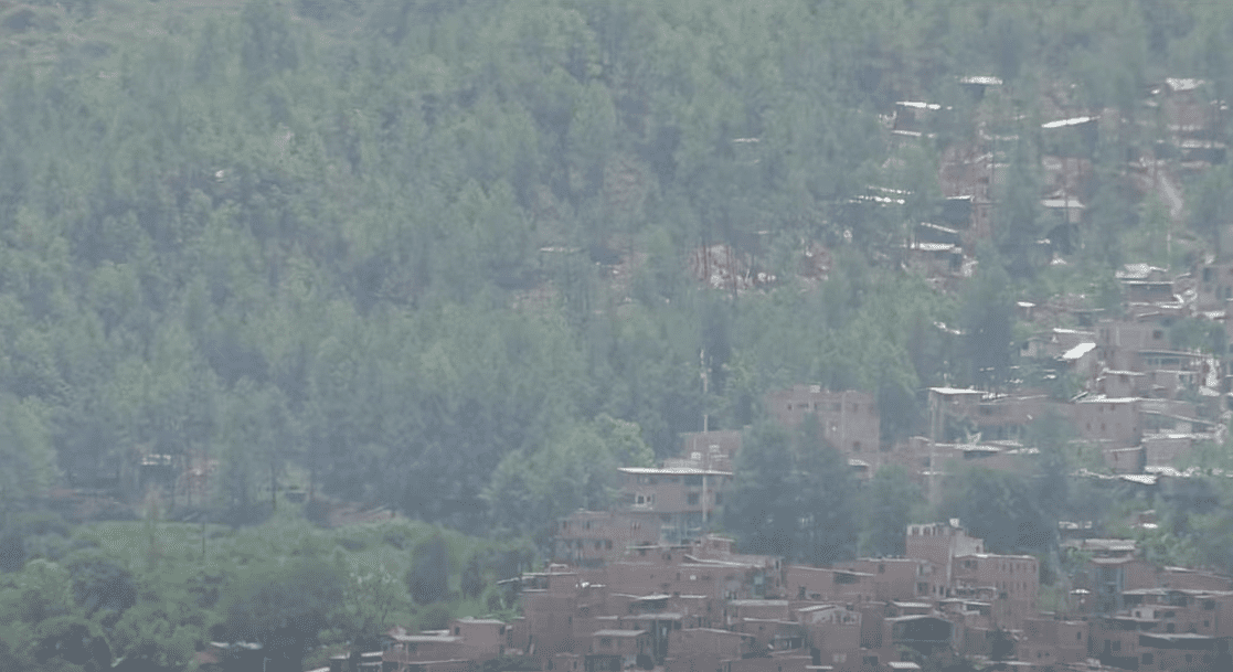 Desde  millones sería la oferta de lotes ilegales en el cerro Quitasol de Bello
