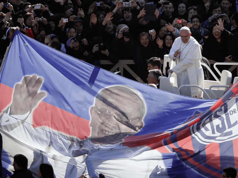 Emotiva despedida de San Lorenzo al papa Francisco