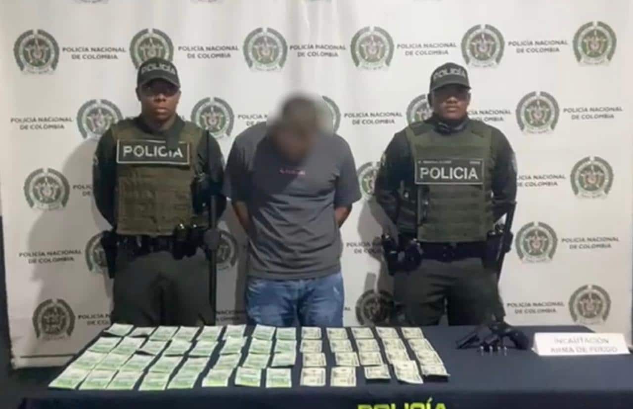 En operativo fueron capturadas seis personas e inmovilizan 32 vehículos