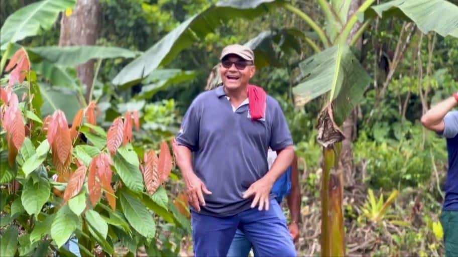 Entregan escrituras de campo productivo a firmantes del acuerdo de paz en Antioquia