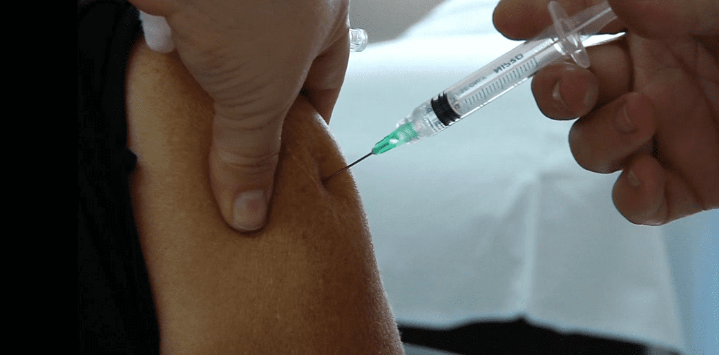 Escasean vacunas contra la fiebre amarilla en Medellín