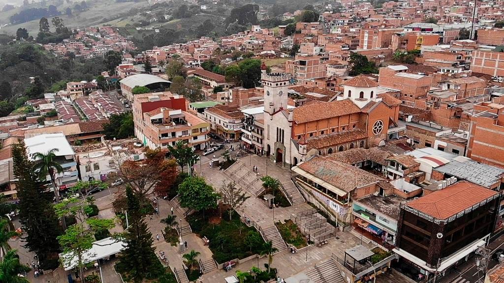 Este es el lugar más apetecido para vivir en Medellín en 2024, no es ni Laureles o El Poblado