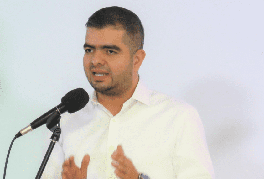 Fiscalía llama a juicio al exsenador Julián Bedoya abogado
