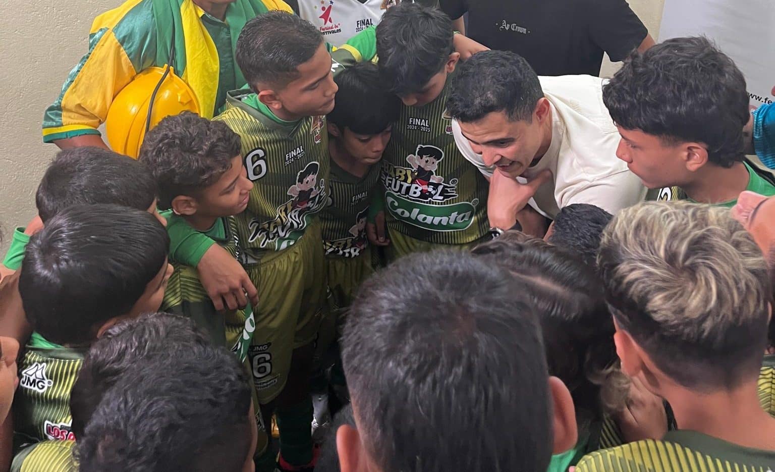 ‘Gio Moreno’ está en la Marte #1: le dio una sorpresa a los jugadores de Segovia