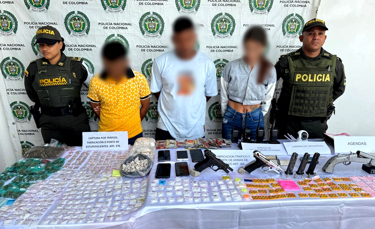 Golpe al microtráfico: autoridades capturan a tres personas y realizan millonario incautación