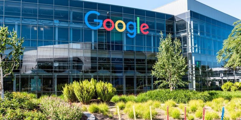 Google crea cursos gratis para volverse un teso manejando la IA y le paguen más en su trabajo