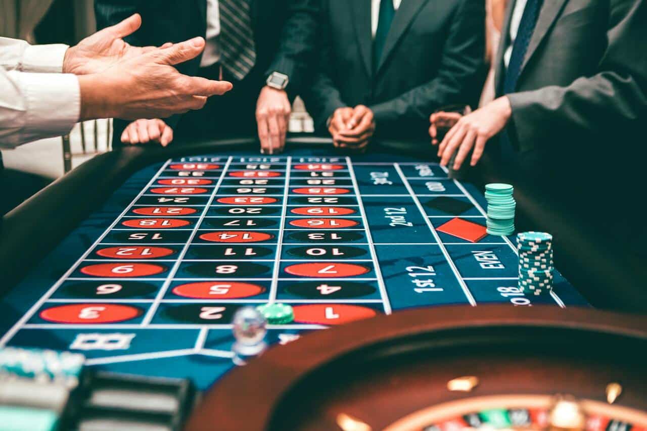 Influencia del cine, la literatura y el arte en la ruleta