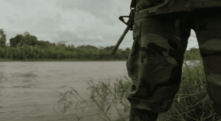 Investigan incursión armada en una escuela de El Bagre que dejó un muerto