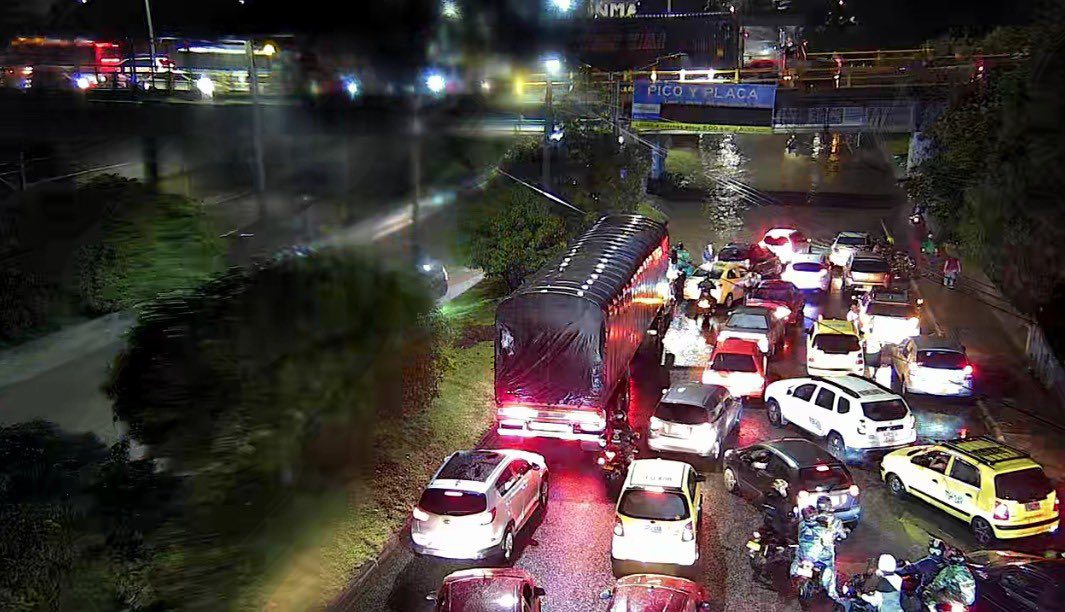 197 descargas eléctricas se registraron durante fuertes lluvias en el Valle de Aburrá