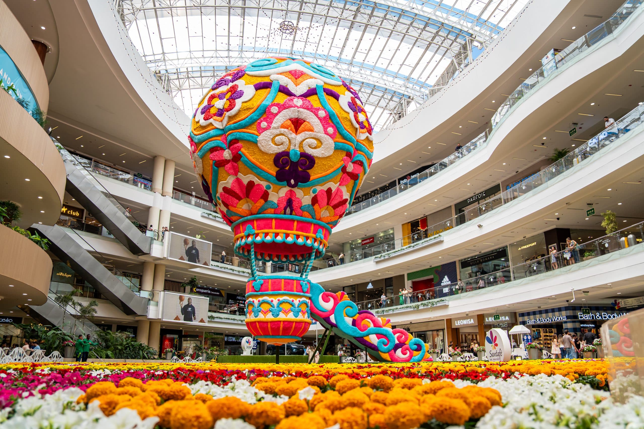 El Tapete de Flores más grande de Colombia se puede disfrutar en el Centro Comercial Santafé Medellín