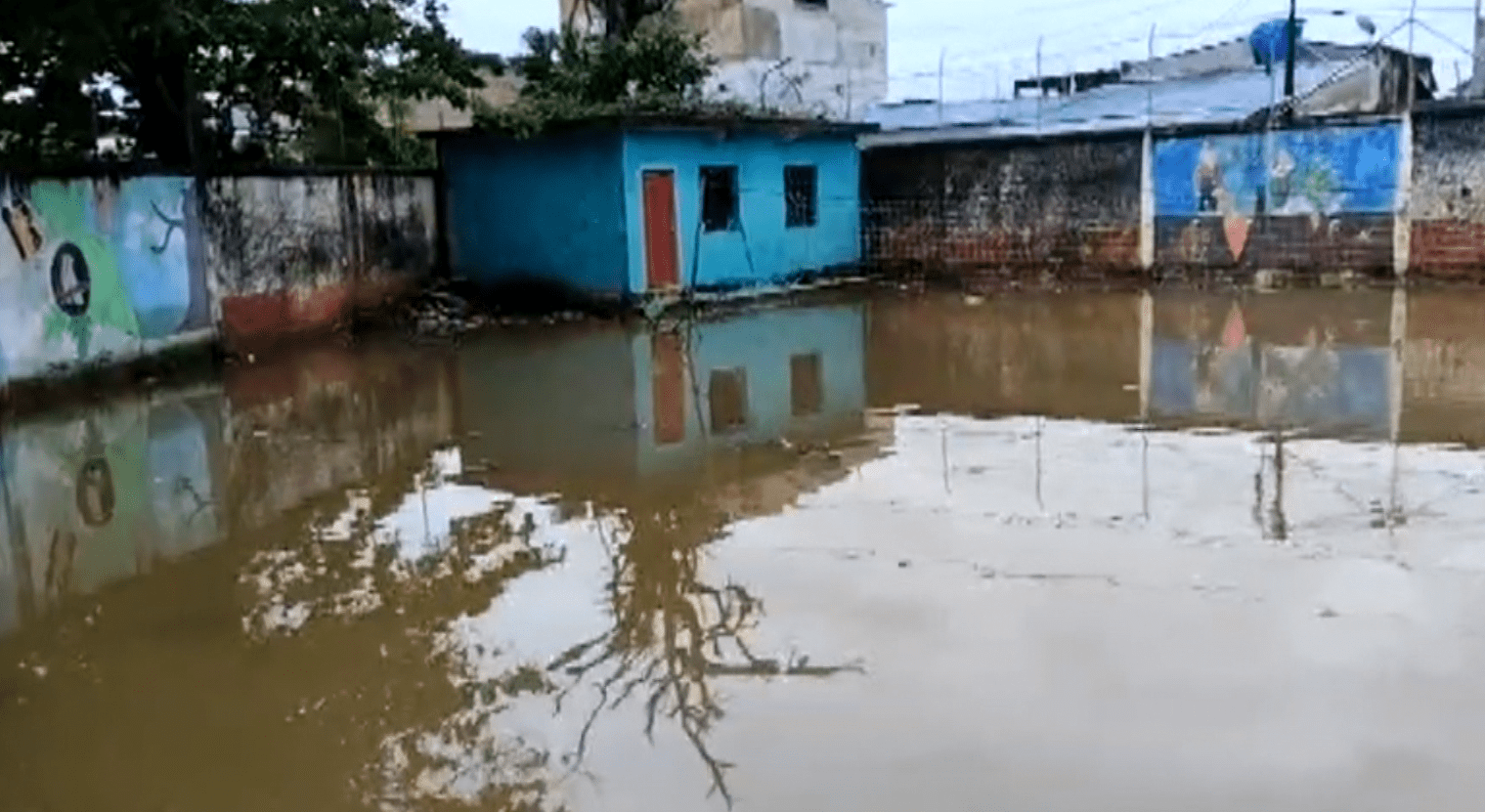 Más de mil estudiantes se vieron afectados por inundaciones en la Institución Educativa El Bagre