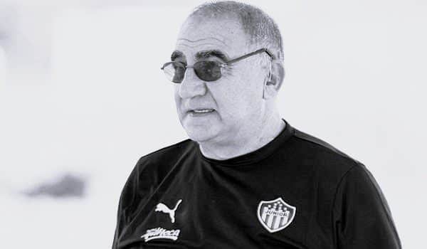 Murió reconocido entrenador del fútbol colombiano, campeón con Junior de Barranquilla