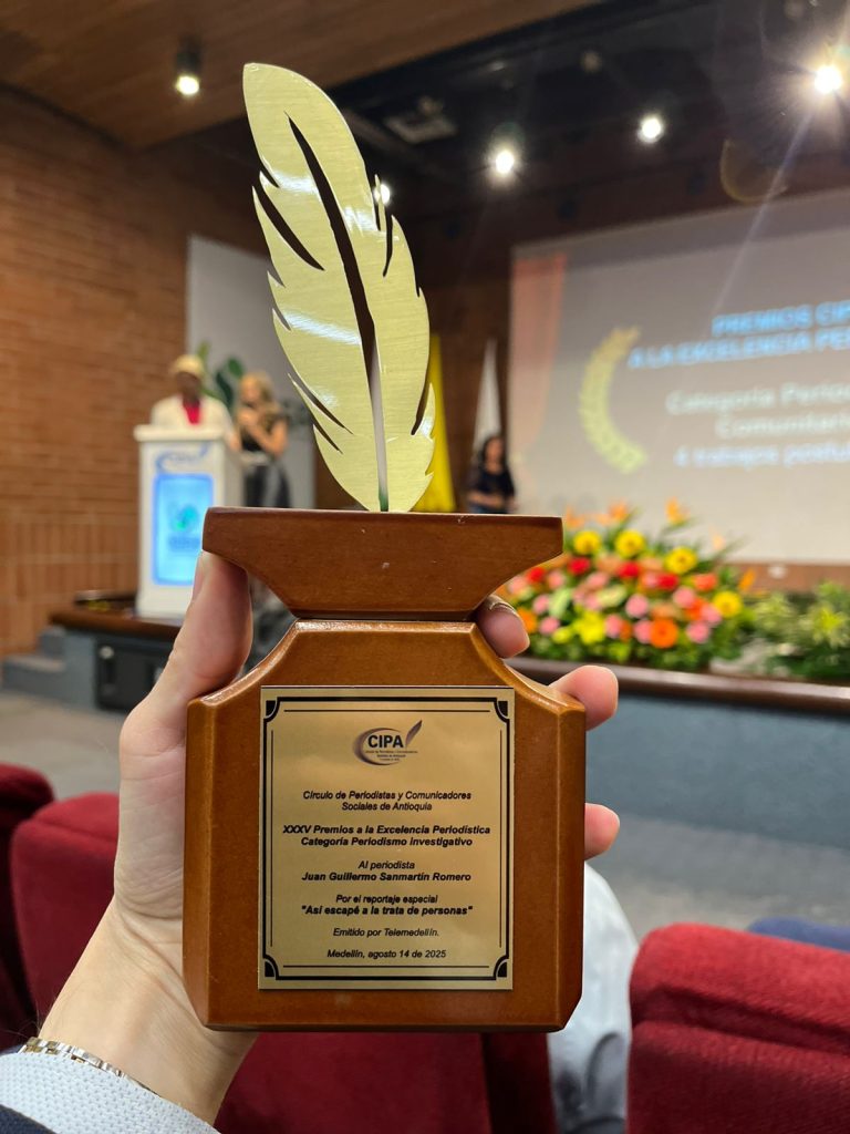 Noticias Telemedellín recibe premio a mejor investigación en los CIPA