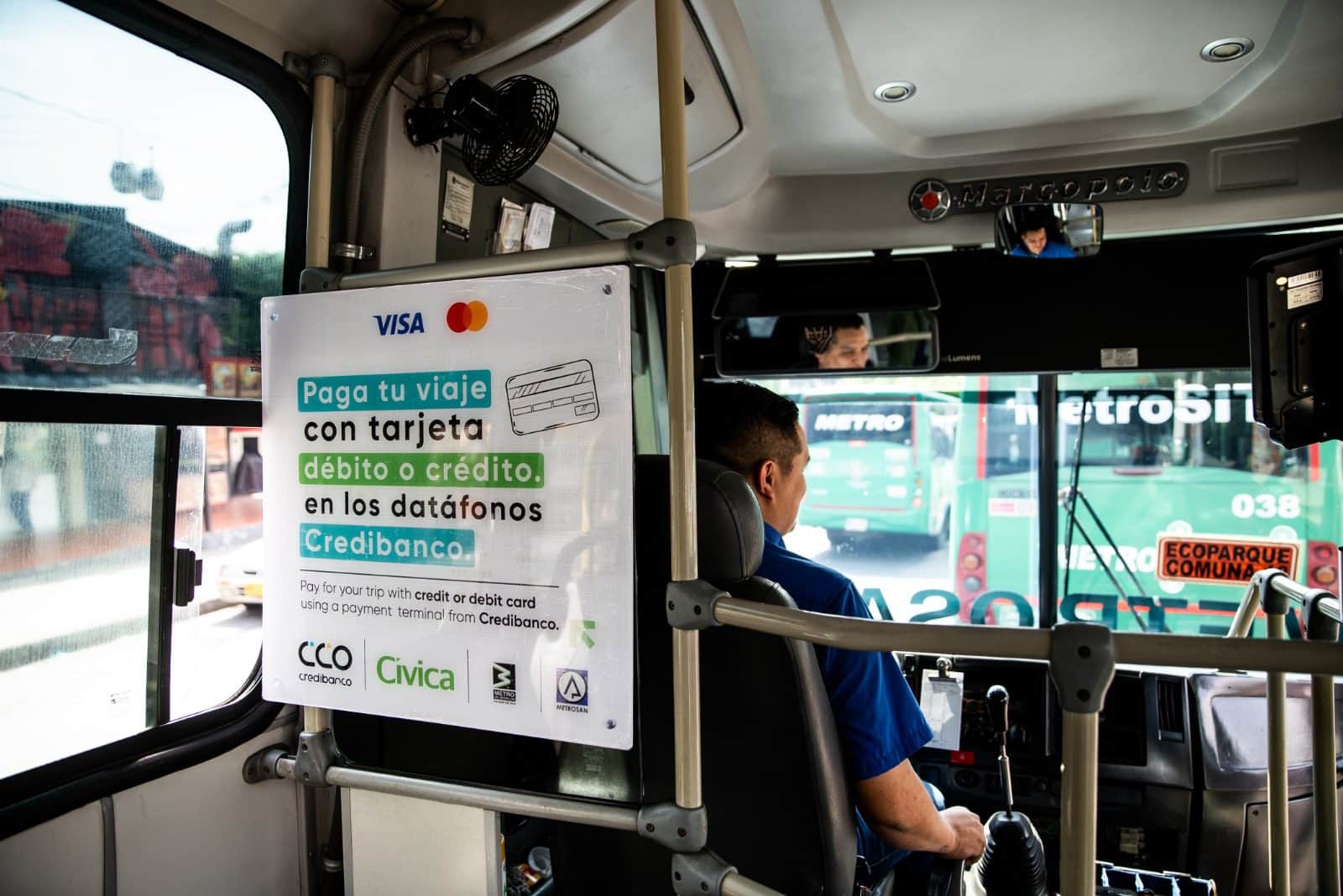 Plan piloto de pagos con tarjetas débito o crédito en la ruta de buses 20 de julio