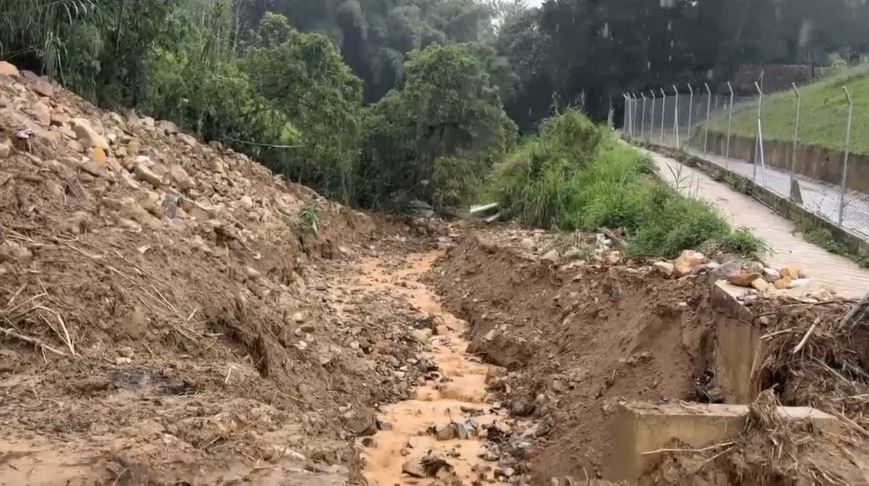 Por invierno, quebradas están al límite y se han generado más de 100 deslizamientos de tierra