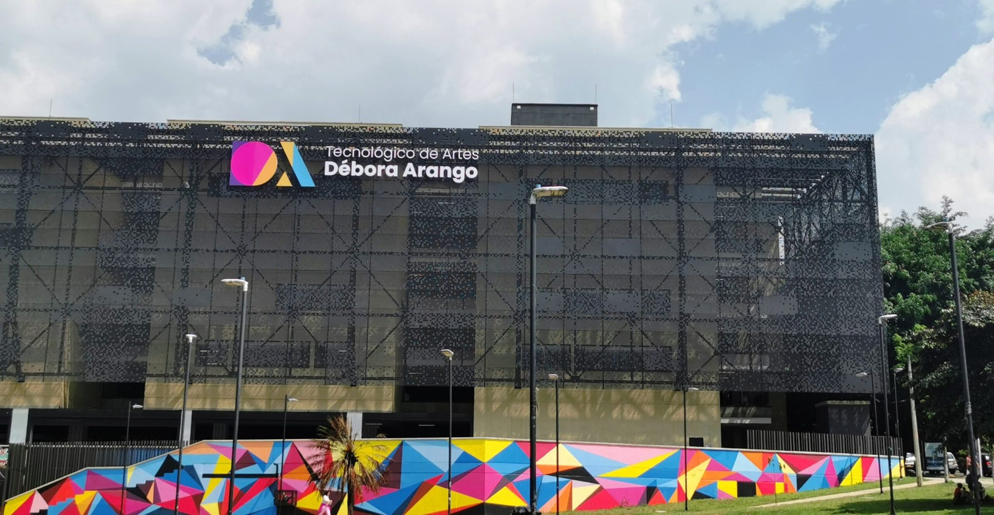 Quiere estudiar en el Débora Arango Así puede asistir a espacios para conocer la oferta e instalaciones