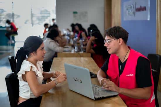 Trabajo ya: estas son las vacantes en el Servicio de Empleo de Comfama en Antioquia