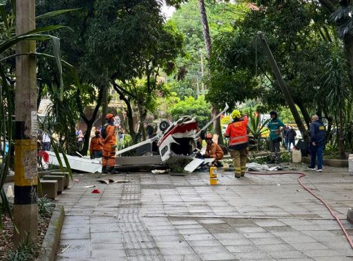Se conocen más detalles de la caída en la aeronave en un parque de Medellín