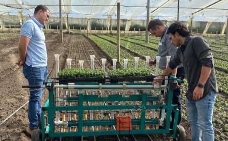UdeA firma contrato con Tecondor para que usen tecnología que mejora calidad en ramos de flores