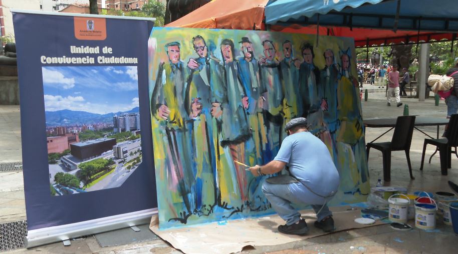 ¡Una belleza! Así quedó el nuevo mural de la Plaza Botero