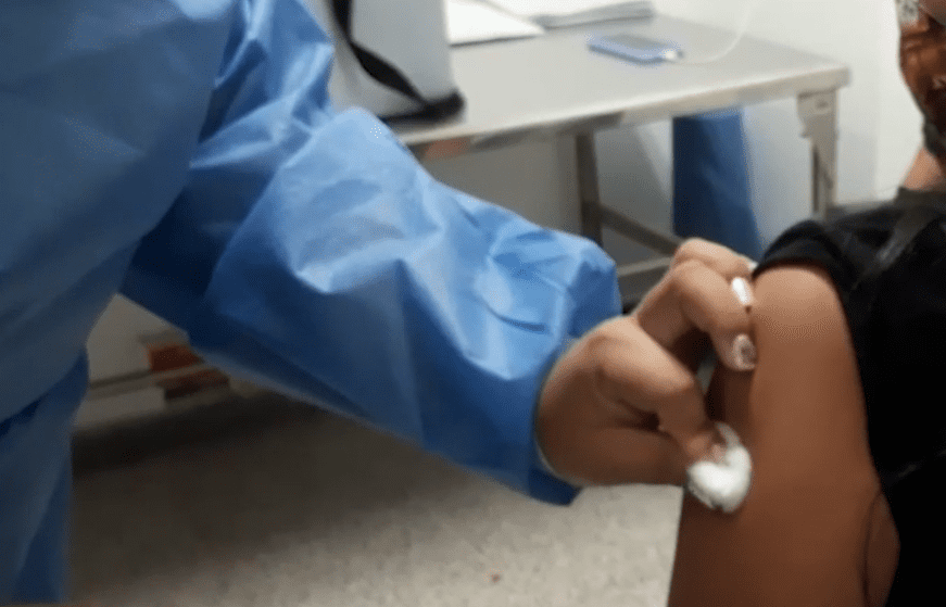 Van más de 170 mil consultas por infecciones respiratorias este año en Medellín