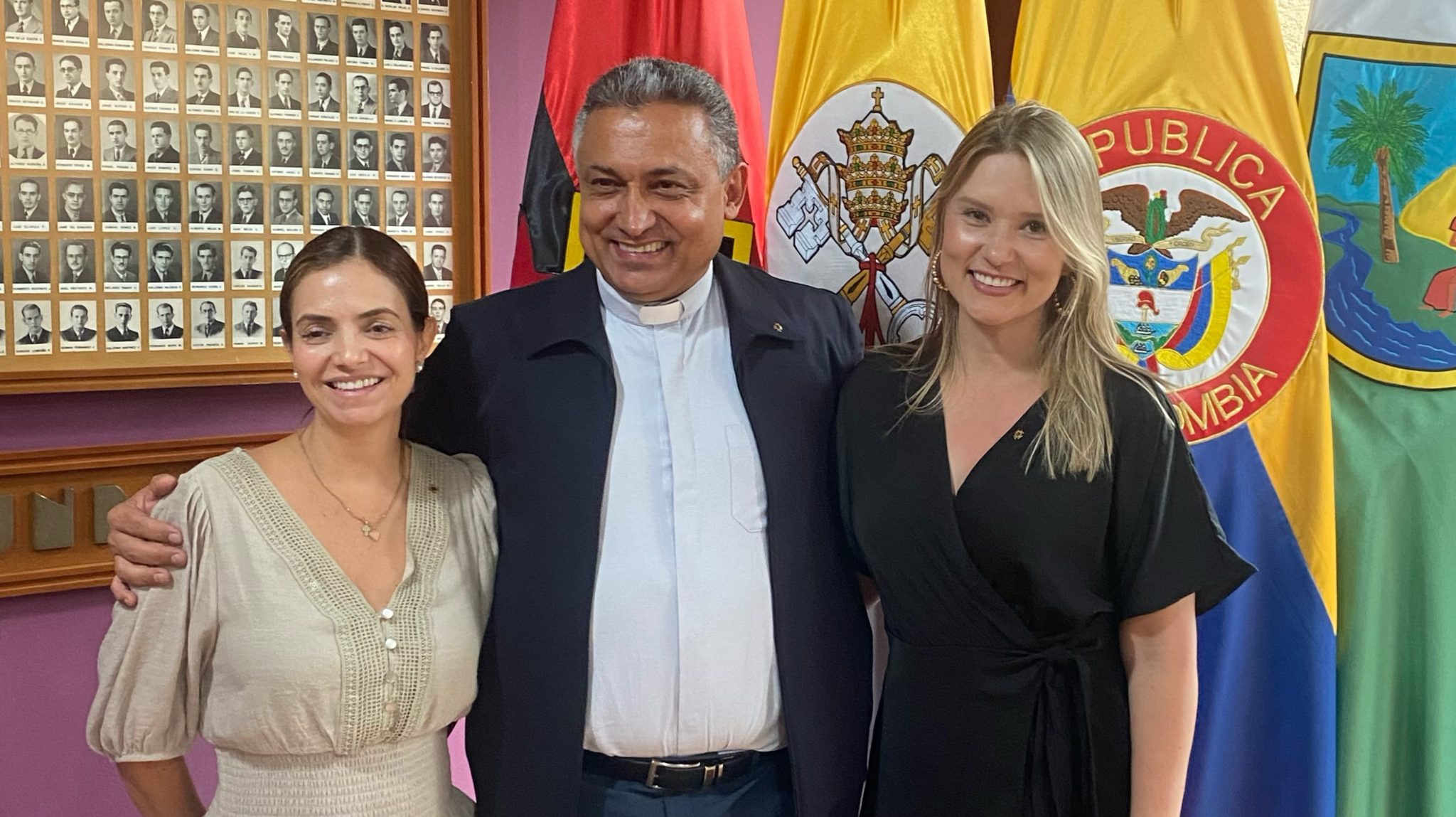 ¡Todo un orgullo! Vanessa Palacio, gerente de Telemedellín, recibe reconocimiento de la UPB