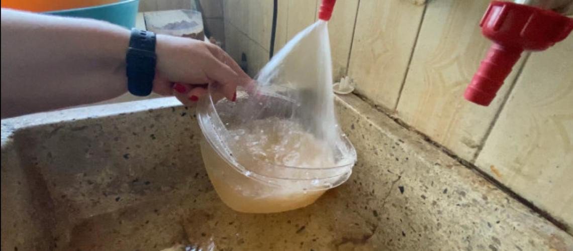 Varias viviendas del nororiente de Medellín están sin el servicio de agua por turbiedad
