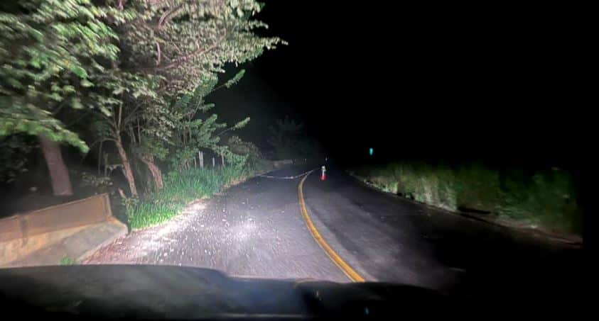 Vía hacia Ituango completa más de 30 horas cerrada por artefacto explosivo