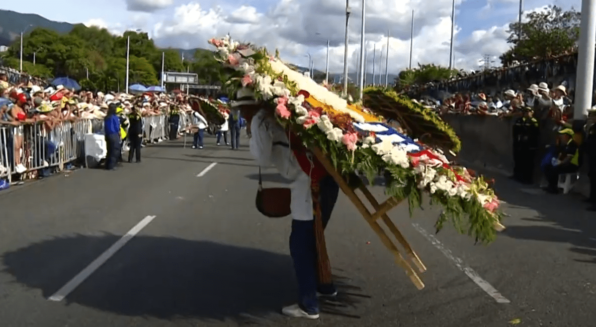 Vuelven las graderías en el Desfile de Silleteros y así será el acceso
