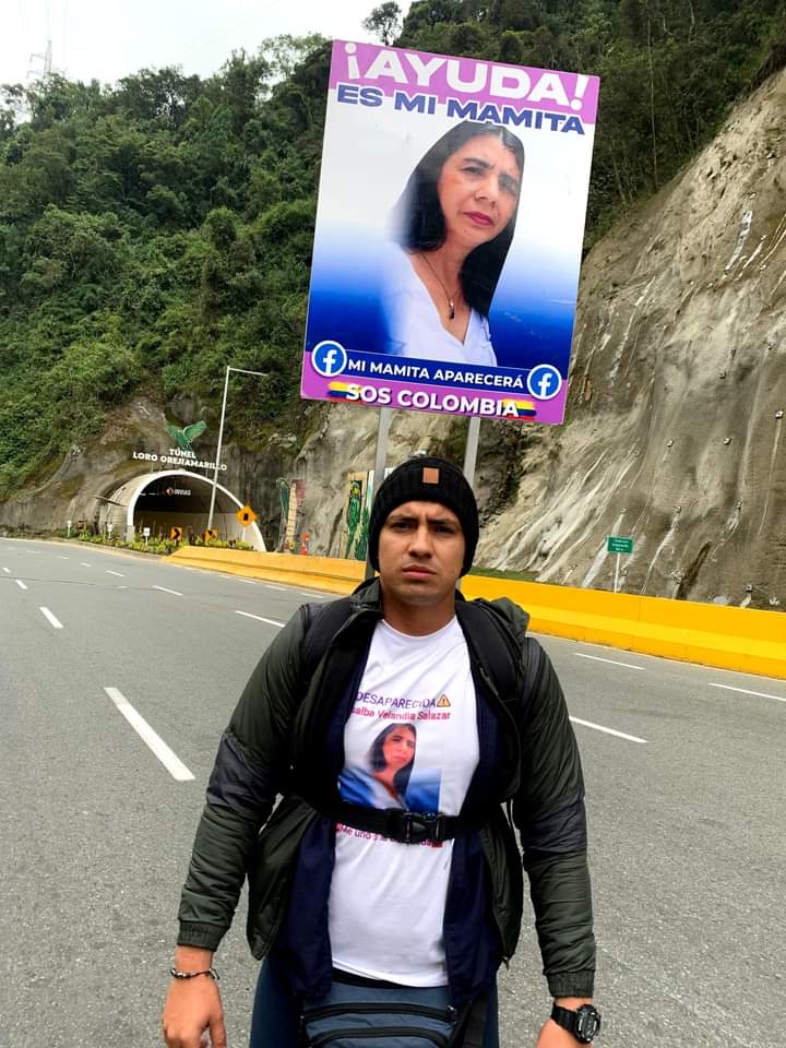 Un hombre ha caminado más de 1000 kilómetros en búsqueda de su madre