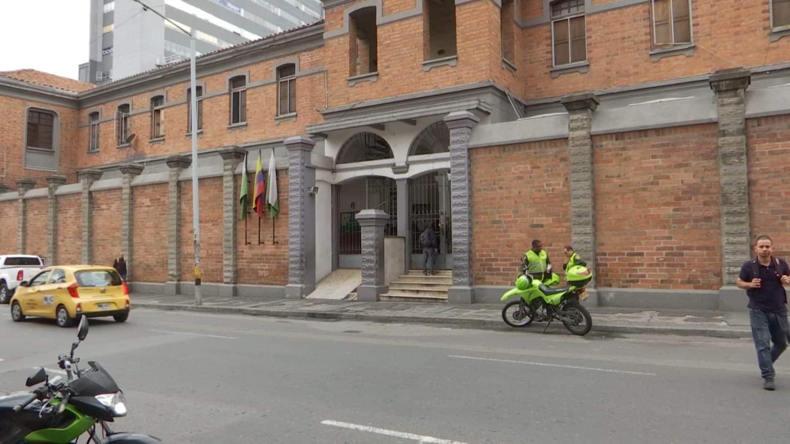 Motín en la estación de Policía La Candelaria dejó 4 heridos