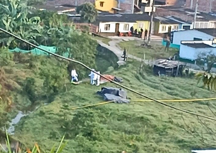 Triple homicidio en Amalfi: dos hombres y una mujer fueron asesinados