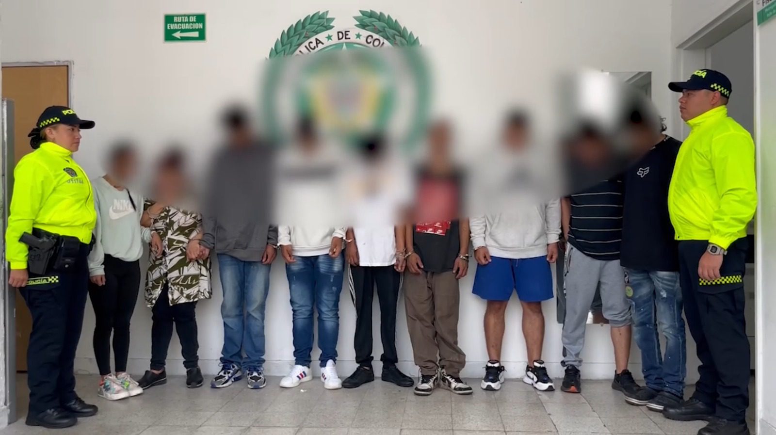 Policía capturó a 11 personas señaladas de usar a menores para la venta de estupefacientes