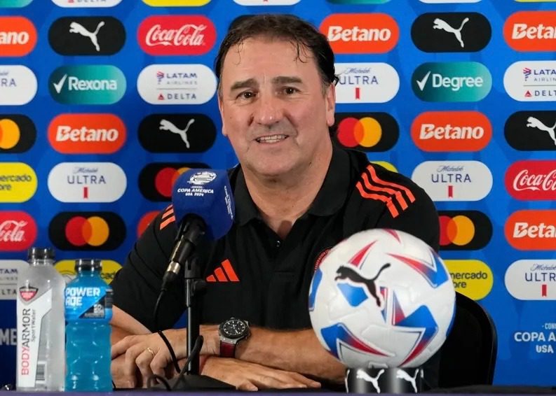 Néstor Lorenzo fue elegido como el mejor técnico de la Copa América por la IFFHS