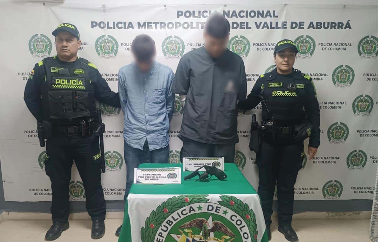 Dos hombres fueron capturados por robo en local comercial de Laureles