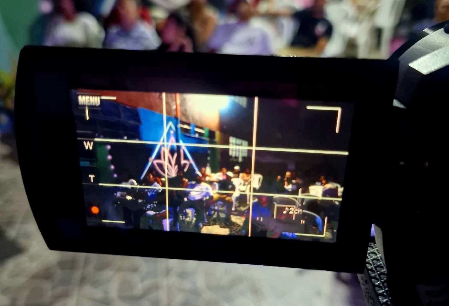 SmartFilms es un festival de cine muy particular y moderno, pues las obras cinematográficas que se exponen en este son grabadas con celulares y además ofrece capacitaciones para realizar un concurso que otorga grandes premios.